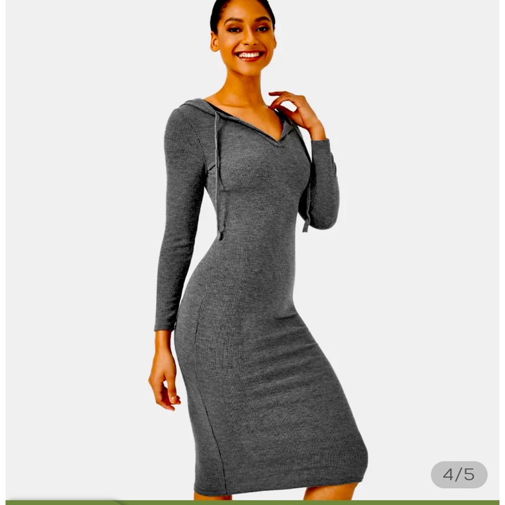 Hooded ribbed midi dress